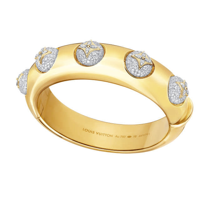 B Blossom yellow and white gold and pavé diamonds cuff, €45,000