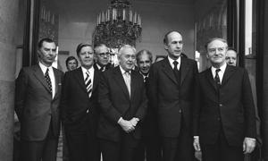 (FILES)-- A file photo taken on December 10, 1974 shows on the Elysee perron in Paris of the nine heads of state of the Common Market posing at the Elysee Palace in Paris, (from L) former Belgian Prime Minister Leo Tindemans, former German Chancellor Helmut Schmidt, former Prime Minister of Luxembourg Gaston Thorn, former Prime Minister of Britain Harold Wilson, former Prime Minister of Italy Aldo Moro, former President of France Valery Giscard d'Estaing, former President of Ireland Cearball O'Dalaigh and former Prime Minister of the Netherlands Johannes Den Uyl. Leo Tindemans, who served as Belgian Prime Minister from 1974 to 1979 and President of the European People's Party for nearly a decade, died on December 26, 2014, at the age of 92, his party, the CD&V (Christian democratic Flemish party), announced. AFP PHOTO-/AFP/Getty Images