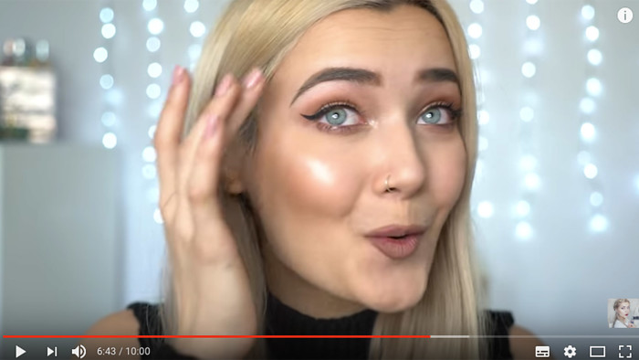 Beauty vlogger Roxxsaurus demonstrates the big eyebrow technique