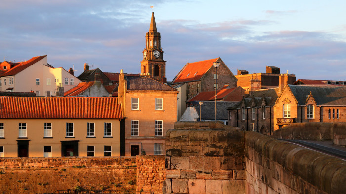 Berwick-upon-Tweed is a town in the county of Northumberland. It is the northernmost town in England. It is located 2 1?2 miles (4 km) south of the Scottish border, at the mouth of the River Tweed on the east coast.