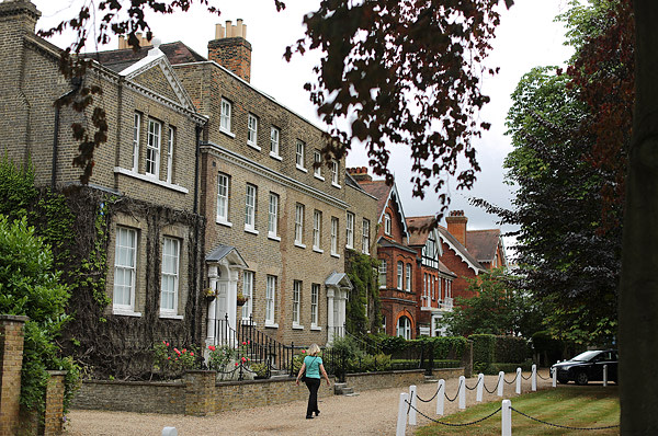 Homes in College Road opposite Dulwich Picture Gallery