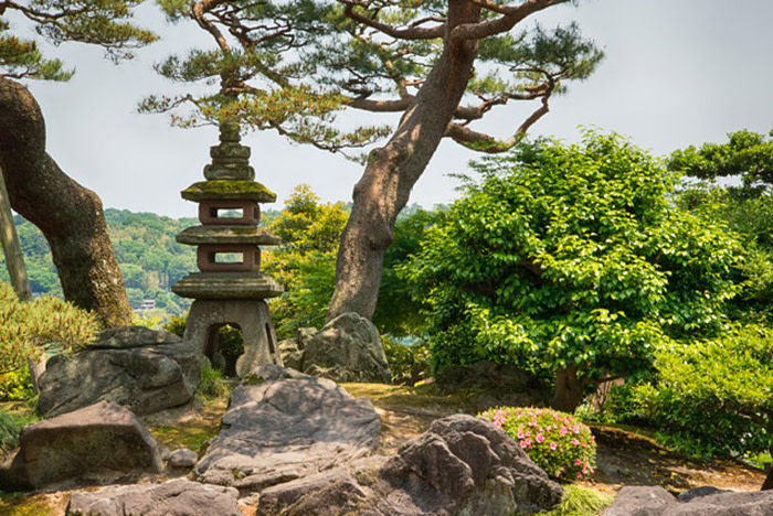 Kenroku-en garden shrine in Kanazawa