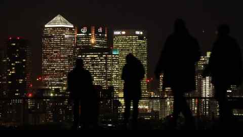 LONDON, ENGLAND - NOVEMBER 01: A general view of the Canary Wharf business district on November 1, 2017 in London, England. It has been suggested that the Bank of England may look to raise interest rates this week, for the first time in more than a decade. (Photo by Dan Kitwood/Getty Images)