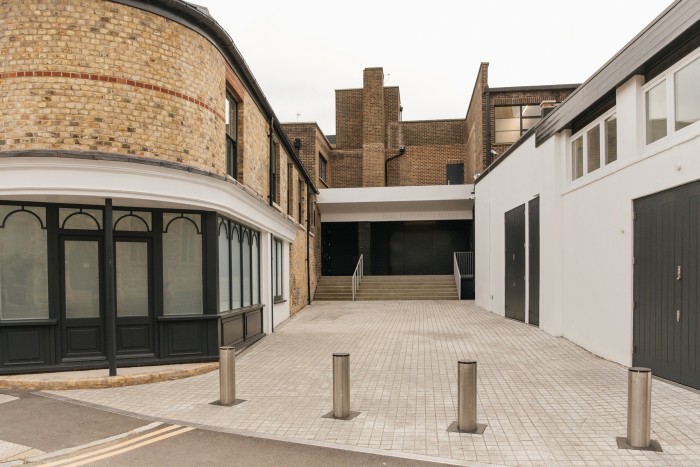 The Painting studio and apartment, left, and the Sculpture studio, right, with the Carl Freedman Gallery in the centre