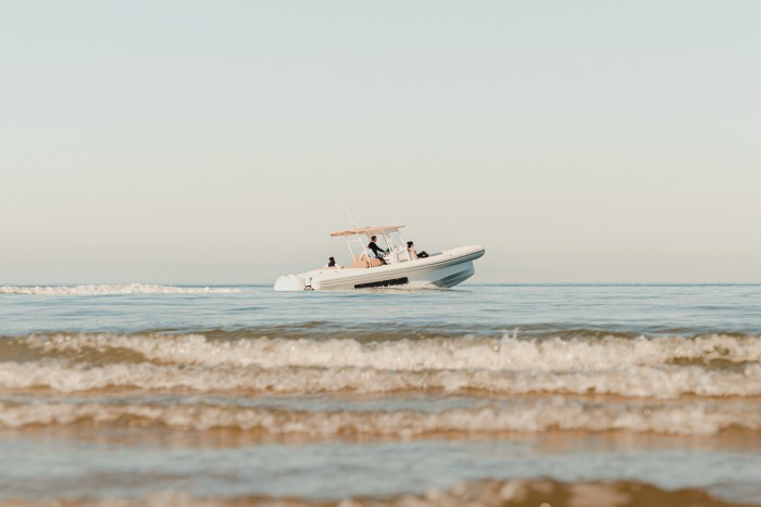 The Iguana X100 amphibious boat, from €320,000