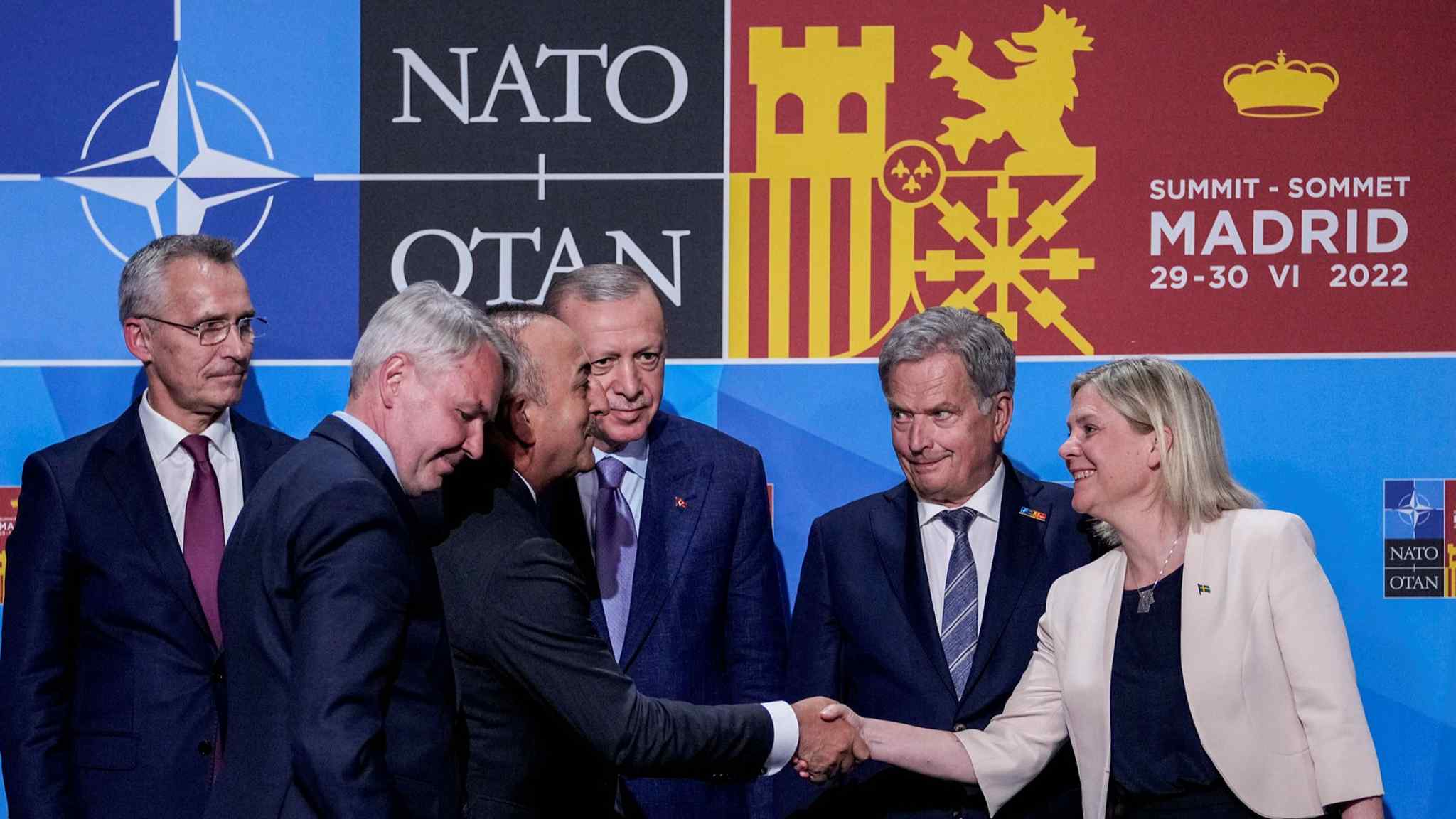 Live news updates: Turkey drops veto on Finland and Sweden Nato membership