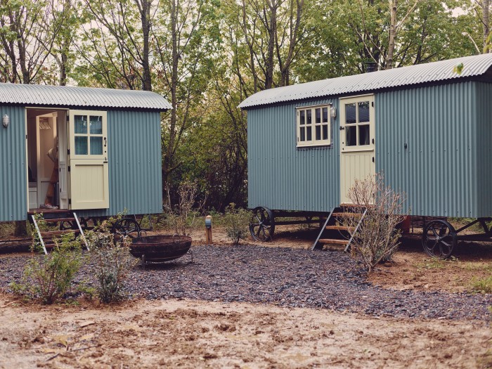 Huts alongside the Oxfordshire studio will allow visiting artists to stay over