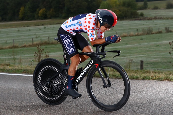 Richard Carapaz riding on the Princeton Carbonworks PEAK 4550 Wheelset during the Tour de France