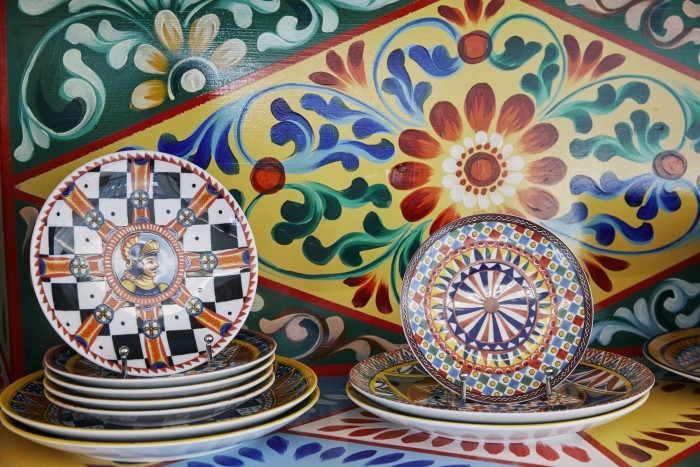 Carretto porcelain plates