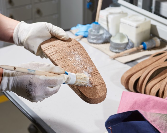 The cork footbed is sandwiched between a leather inner sole and a thin jute lower sheet