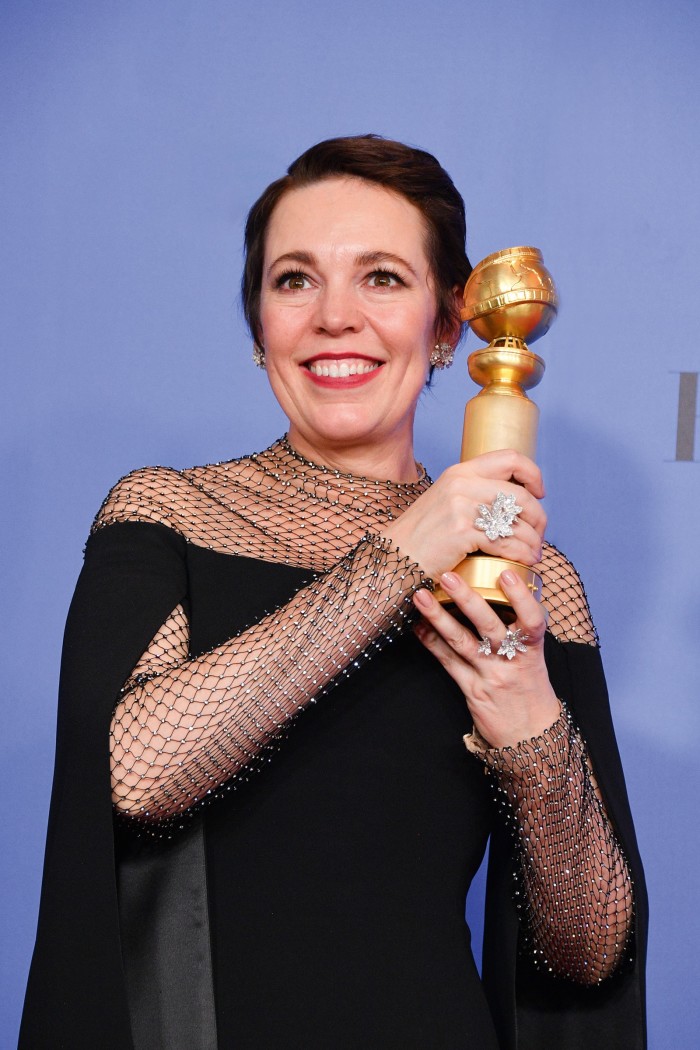 Olivia Colman wears David Morris at the 2019 Golden Globes