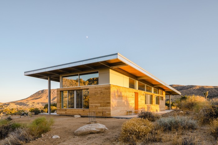To build a property such as Hawk & Mesa with Homestead Modern in Joshua Tree National Park costs from $750,000