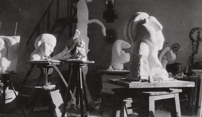 The sculpture atelier at Boisgeloup in 1931