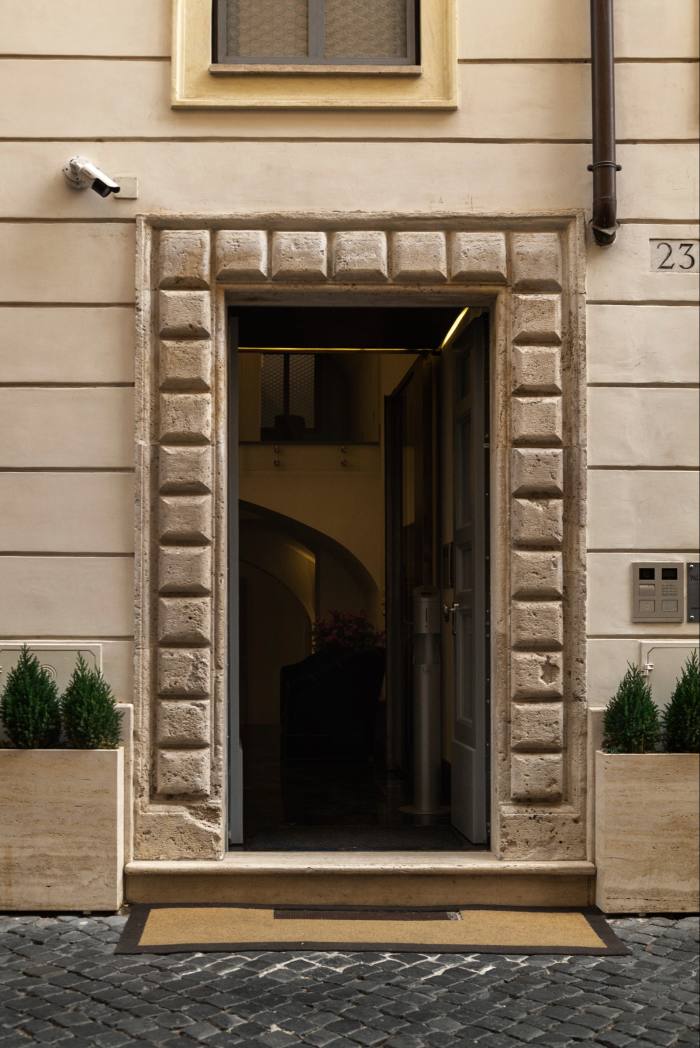 The entrance to Palazzo delle Pietre on Via delle Coppelle