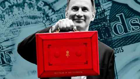 Jeremy Hunt, the UK chancellor, with the red Budget box