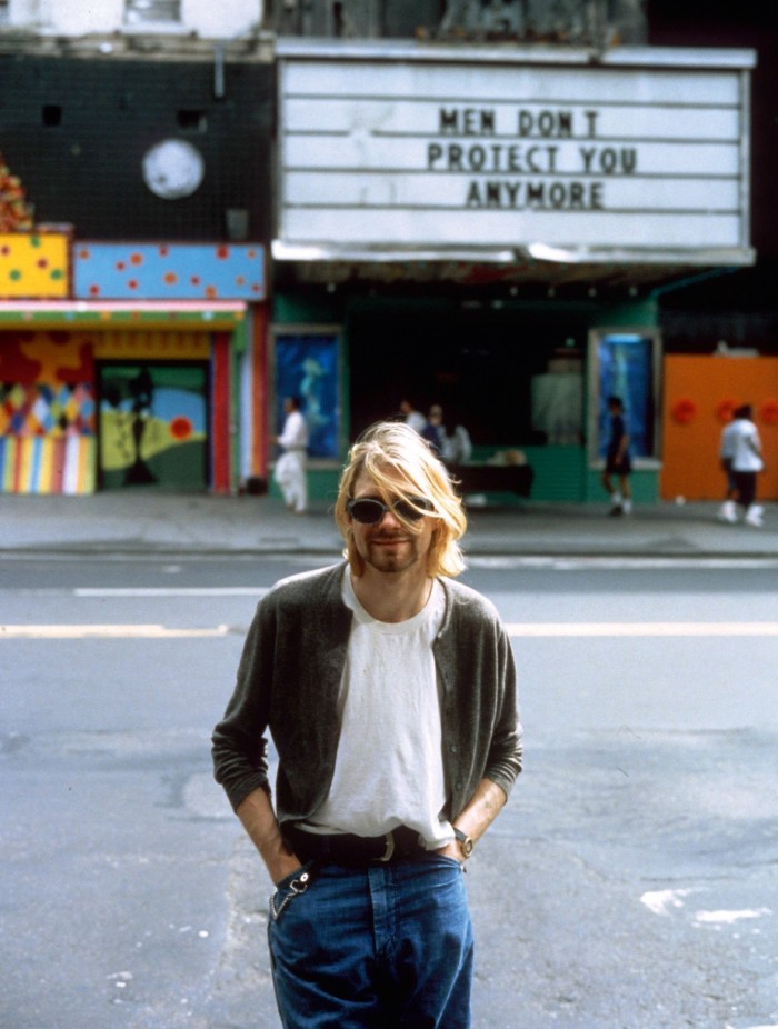 Kurt Cobain – grunge god with a golden barnett, 1993