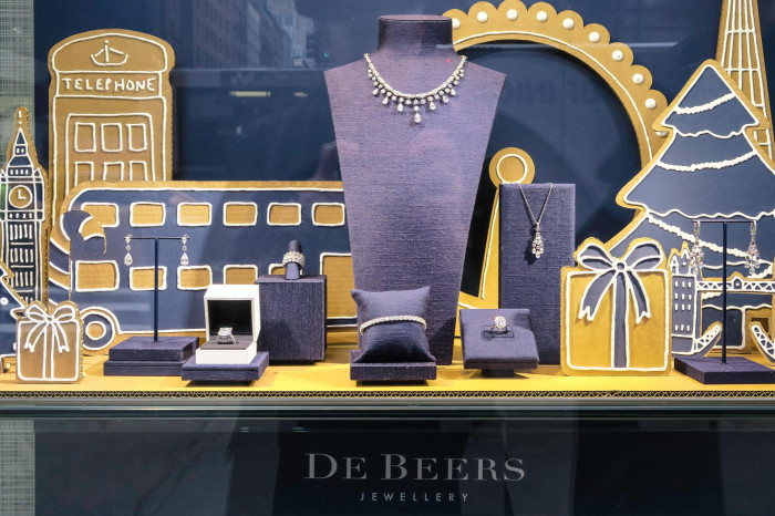 A jewellery store window in Midtown Manhattan