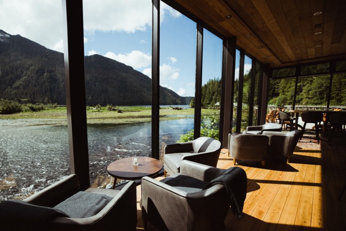 The Ivanhoe lounge at Clayoquot Wilderness Lodge