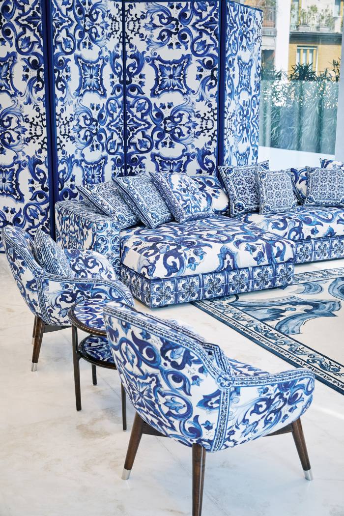 Blu Mediterraneo modular Ortensia sofa, Lavanda armchair and oak Evan coffee table