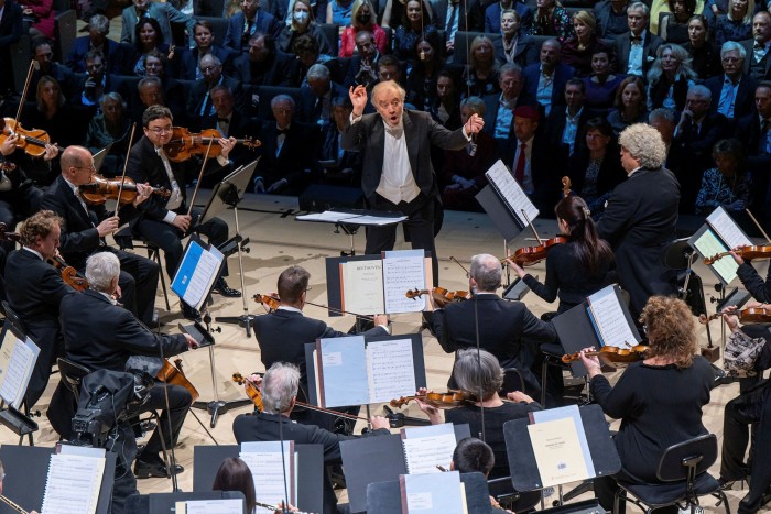 Valery Gergiev leads the Munich Philharmonic Orchestra. The Russian has been sacked from his position as chief conductor of the orchestra after refusing to distance himself from the invasion of Ukraine