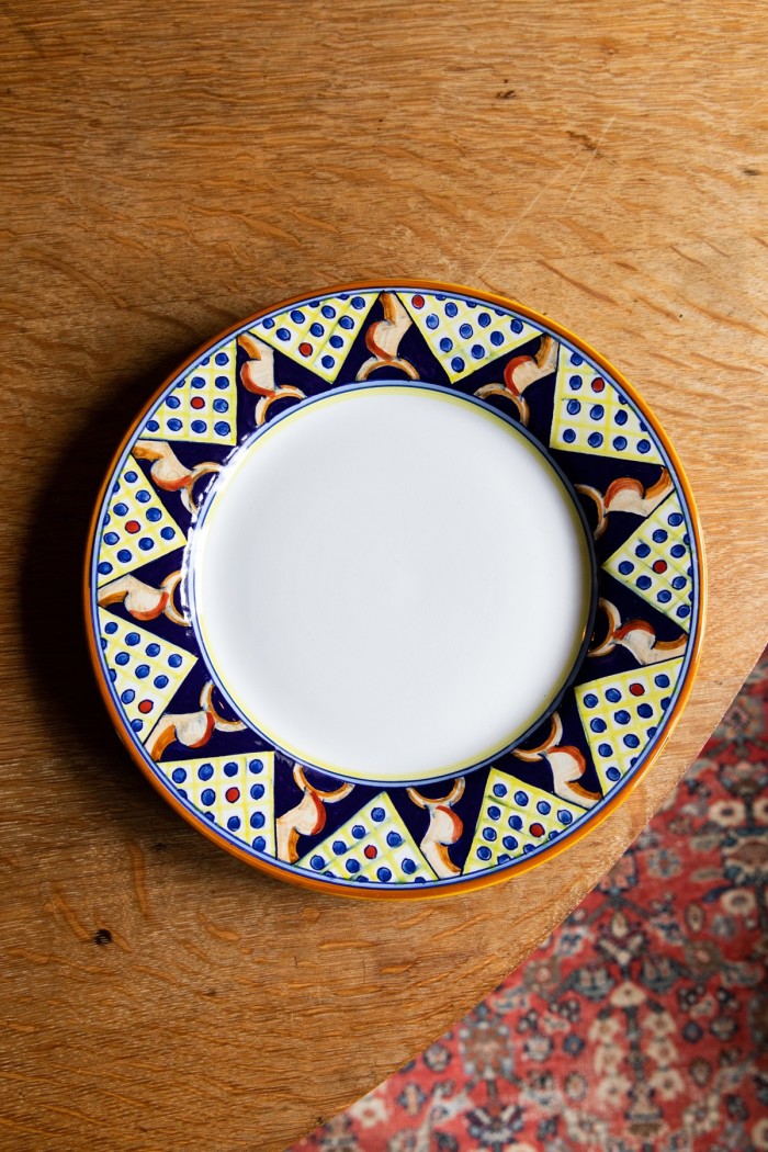 A plate Rosenthal designed with ceramicists Franco and Rita Mari