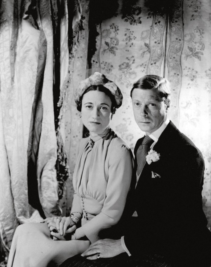 Edward VIII proposed to Wallis Simpson with a Cartier emerald ring