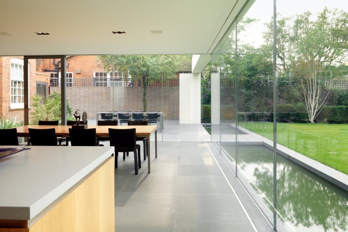A Gregory Phillips Architects kitchen extension in London