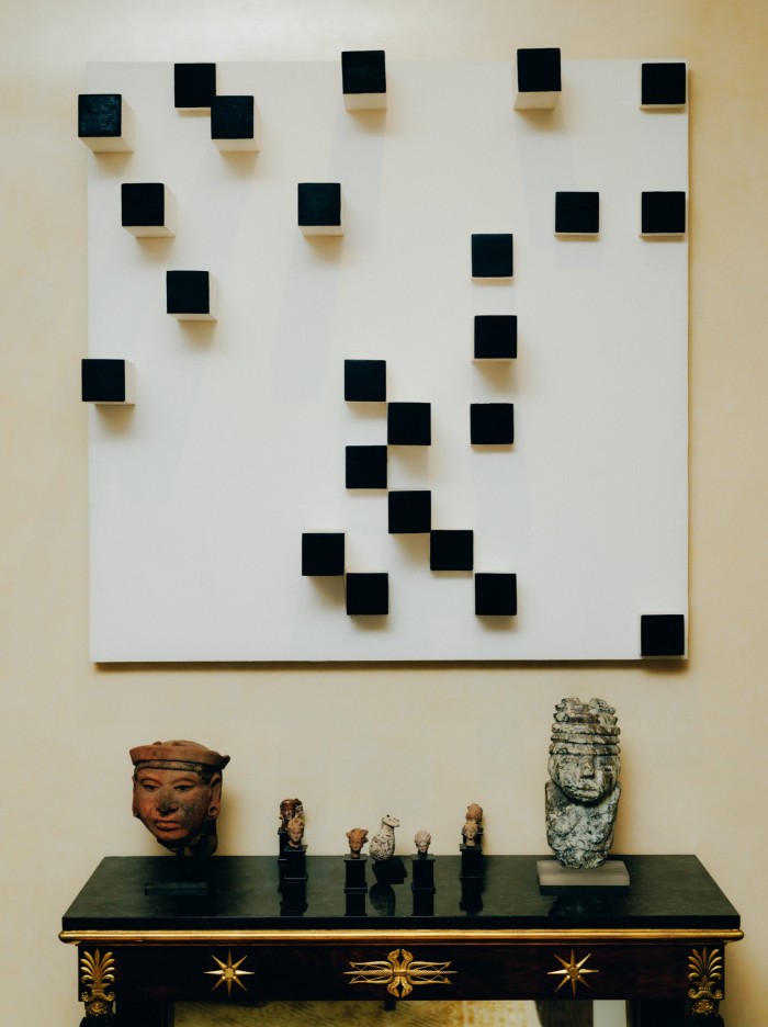 A white canvas with some black blocks sticking out