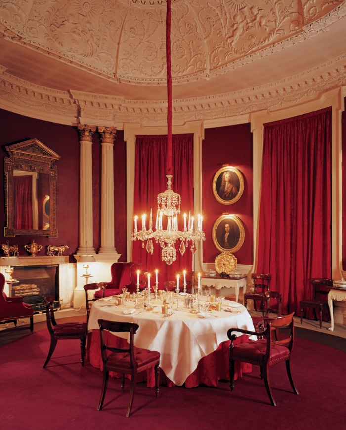 The dining room at Britwell Salome in 1964
