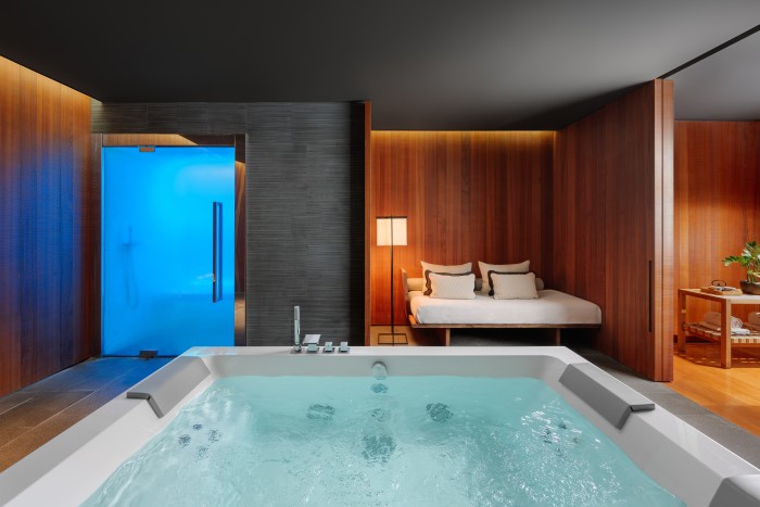 The spa suite at Mandarin Oriental, Milan