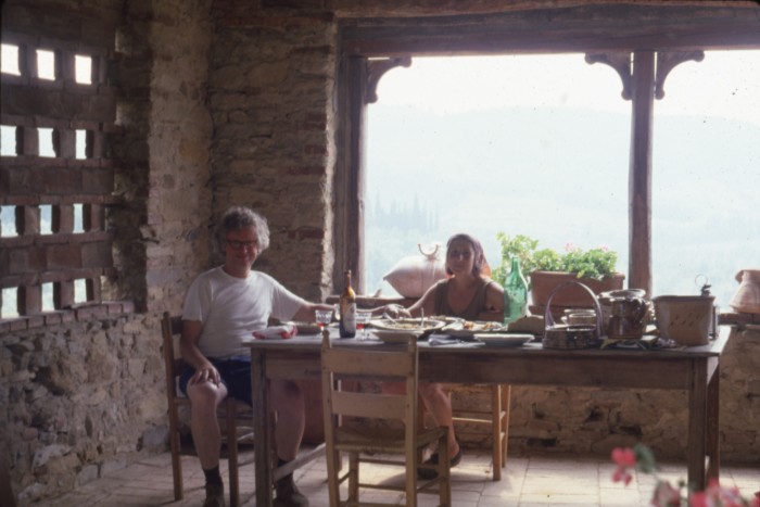 George Woodman and Betty Woodman dining at Antella in the 1970s