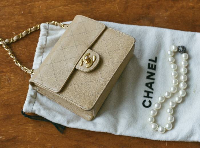 Hanson’s mother’s Chanel bag and pearls