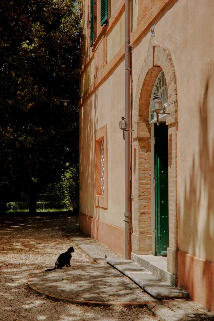 The façade of Paolo Canevari’s villa in Amelia, Umbria