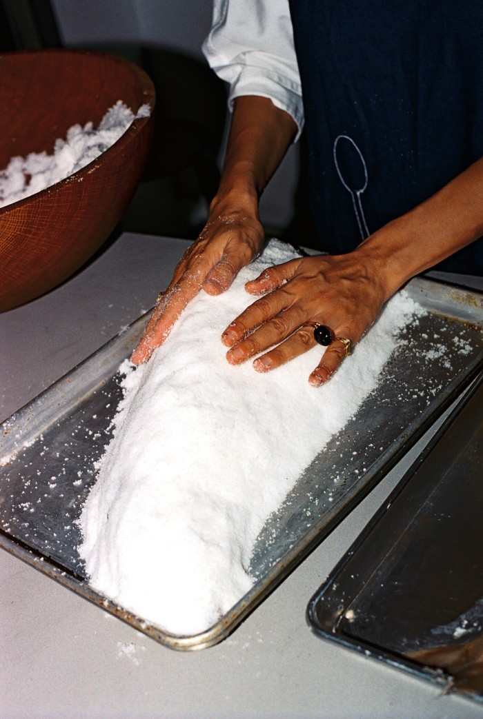 Packing the salt crust around the char