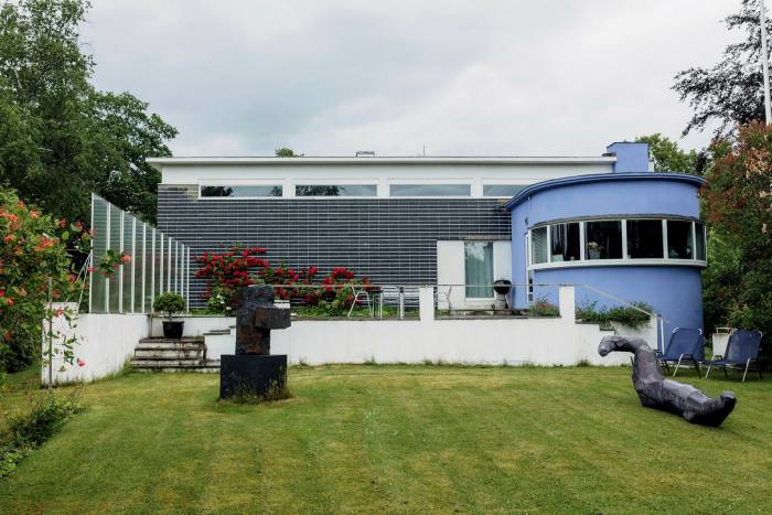 Erling Kagge’s home, the 1932 Villa Dammann, designed by Arne Korsmo and Sverre Aasland. Sculptures from left: ‘Torso’ (2000) by Kristian Blystad; Franz West, ‘Sitzskulptur’ (2004) by Franz West 