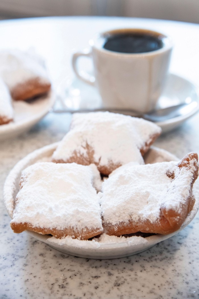 Beignets and chicory coffee at Café du Monde