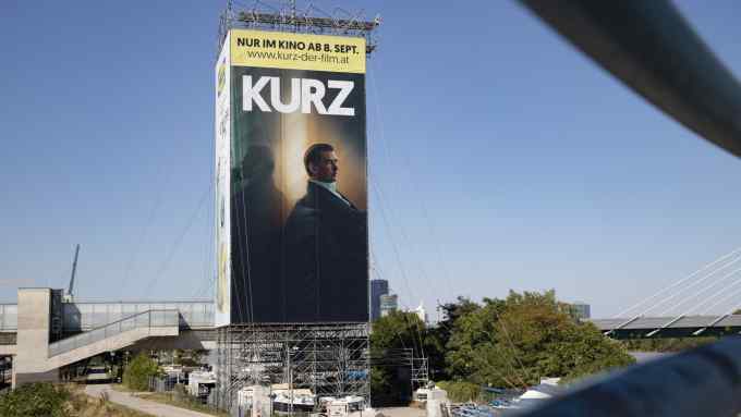 A large poster for the film Kurz - The Movie