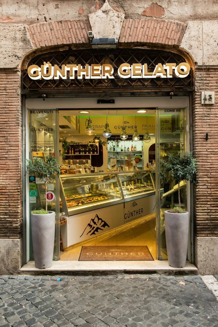 Günther Gelato, Rome