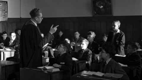 England, 1950, Manchester Grammar School, Pupils are pictured during a French lesson (Photo by Popperfoto/Getty Images)