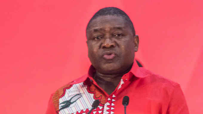 Mozambican ruling party Mozambican Liberation Front (FRELIMO) president Filipe Nyusi delivers a speech during the party's 11th congress on October 2, 2017 in Matola. / AFP PHOTO / MAURO VOMBE        (Photo credit should read MAURO VOMBE/AFP/Getty Images)