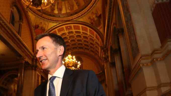LONDON, ENGLAND - JULY 09: Former Health Secretary Jeremy Hunt accompanied arrives at the Foreign Office after accepting the position of Foreign Secretary following the resignation of Boris Johnson on July 9, 2018 in London, England. (Photo by Simon Dawson - WPA Pool/Getty Images)