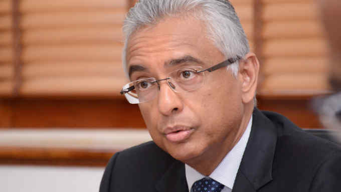 Mauritian Prime Minister Pravind Jugnauth speaks during a press conference in Port-Louis on February 2, 2017. / AFP / Nicholas LARCHE (Photo credit should read NICHOLAS LARCHE/AFP/Getty Images)