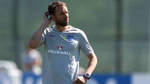Soccer Football - World Cup - England Training - England Training Camp, Saint Petersburg, Russia - June 14, 2018 England manager Gareth Southgate during training REUTERS/Lee Smith