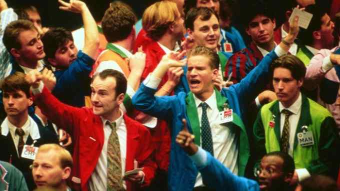 Mandatory Credit: Photo by TODAY/REX/Shutterstock (205141b) 1992 MONEY MARKET BLACK WEDNESDAY STERLING CRISIS IN THE LONDON STOCK MARKET, BRITAIN - 1992