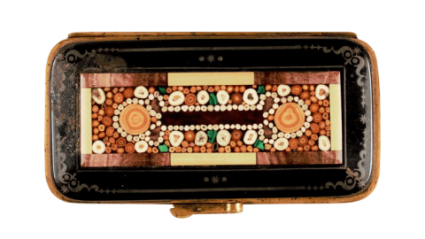 Marx’s cigar case . . .  too small for the best Cubans